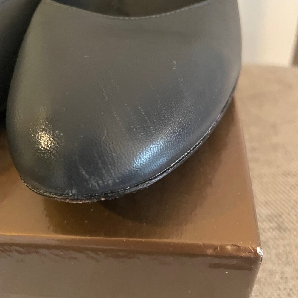 Gucci dark gray leather wedges - 2.5" heel - size 40 - lightly worn - Picture 7 of 9
